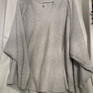 American Eagle Outfitters Light Gray Knit Top